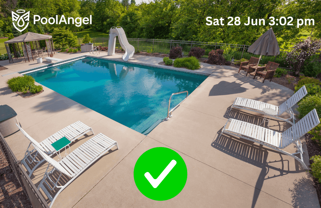 Correct installation example with full pool visible